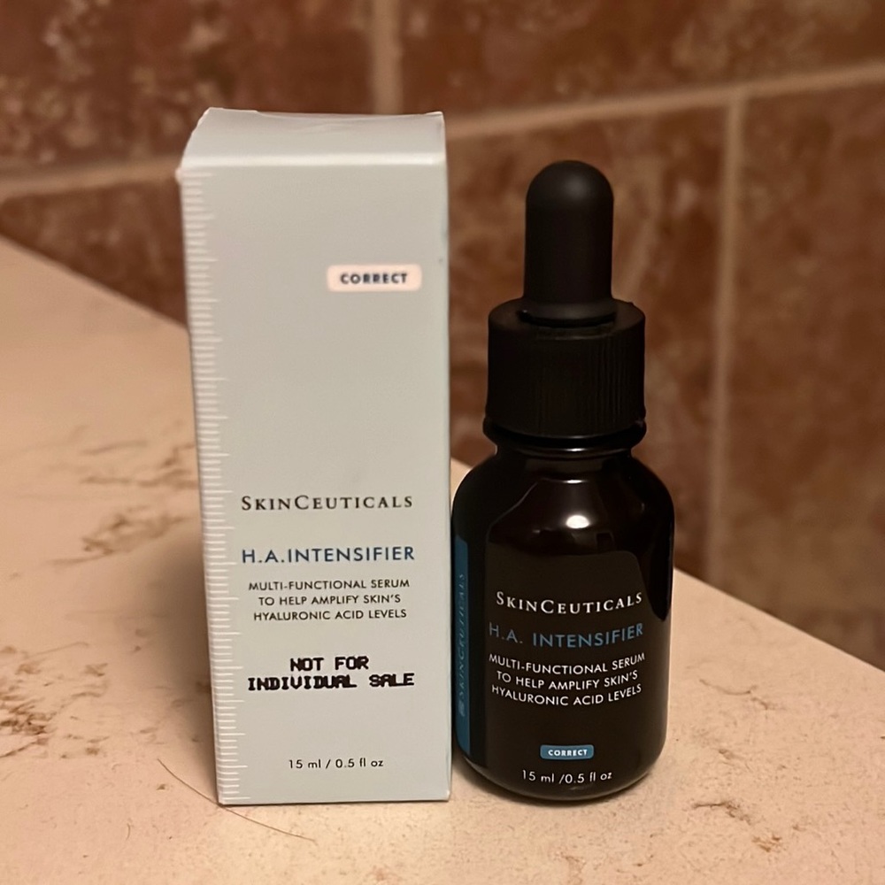 SkinCeuticals H.A Intensifier